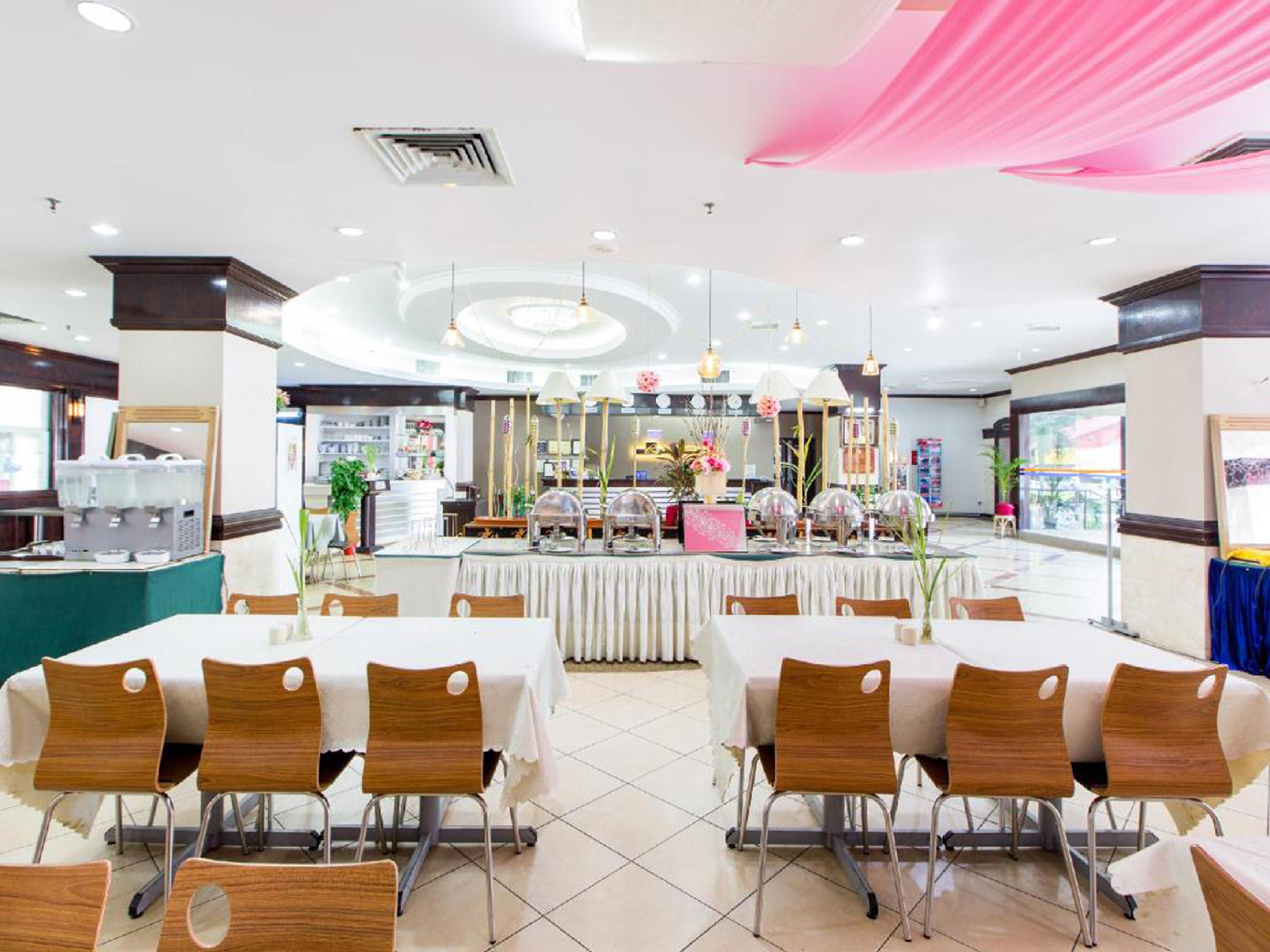 Hotel Langkasuka Langkawi Kuah Exteriör bild