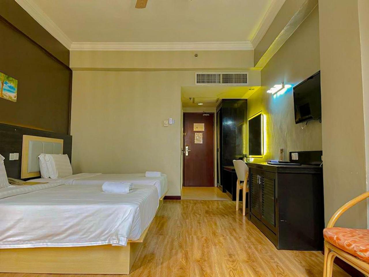 Hotel Langkasuka Langkawi Kuah Exteriör bild