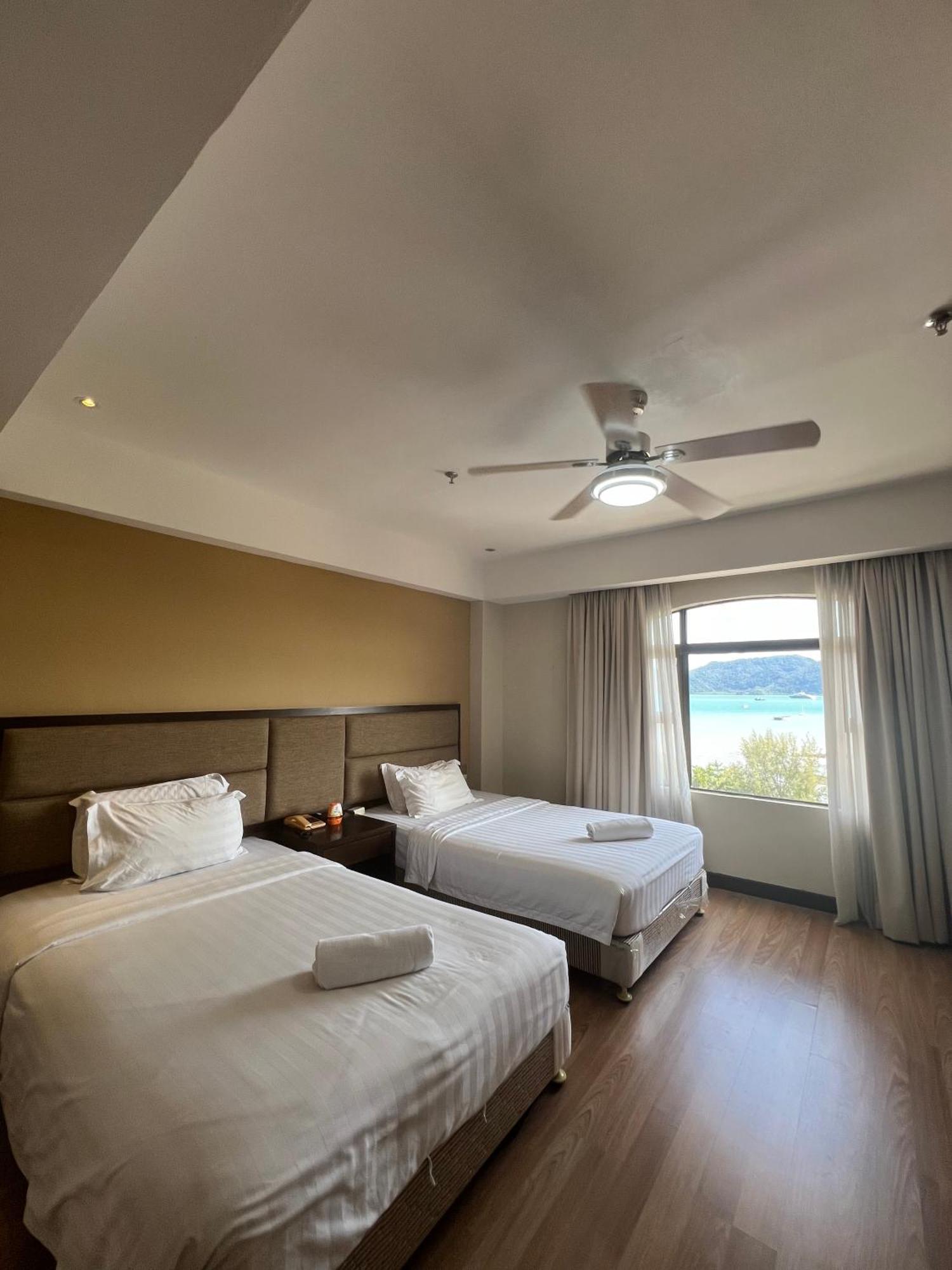 Hotel Langkasuka Langkawi Kuah Exteriör bild